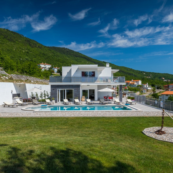 Villa Maru, Villa Maru s bazenom, Martina, Brseč, Hrvatska Martina